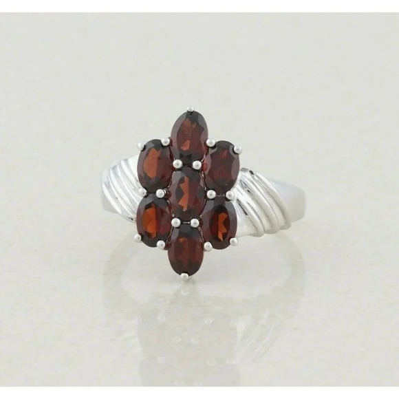 Sterling Silver Garnet Cluster Ring Size 10 1/2 - Picture 5 of 7